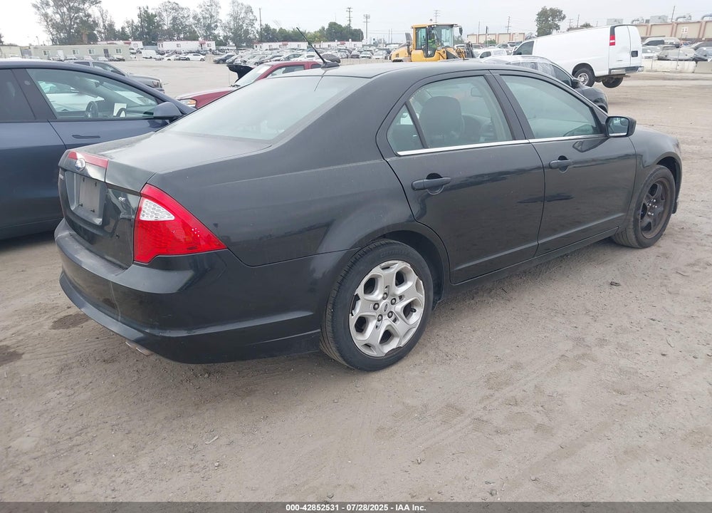 2011 FORD FUSION VIN: 3FAHP0HA3BR144310