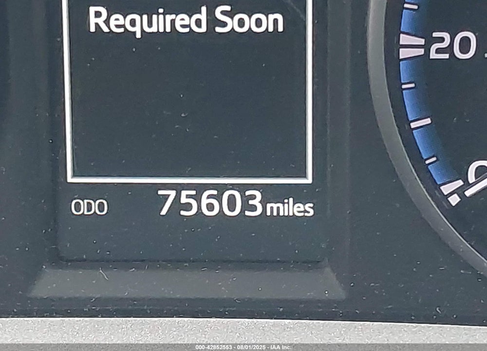 2017 TOYOTA RAV4 VIN: 2T3BFREV9HW614326