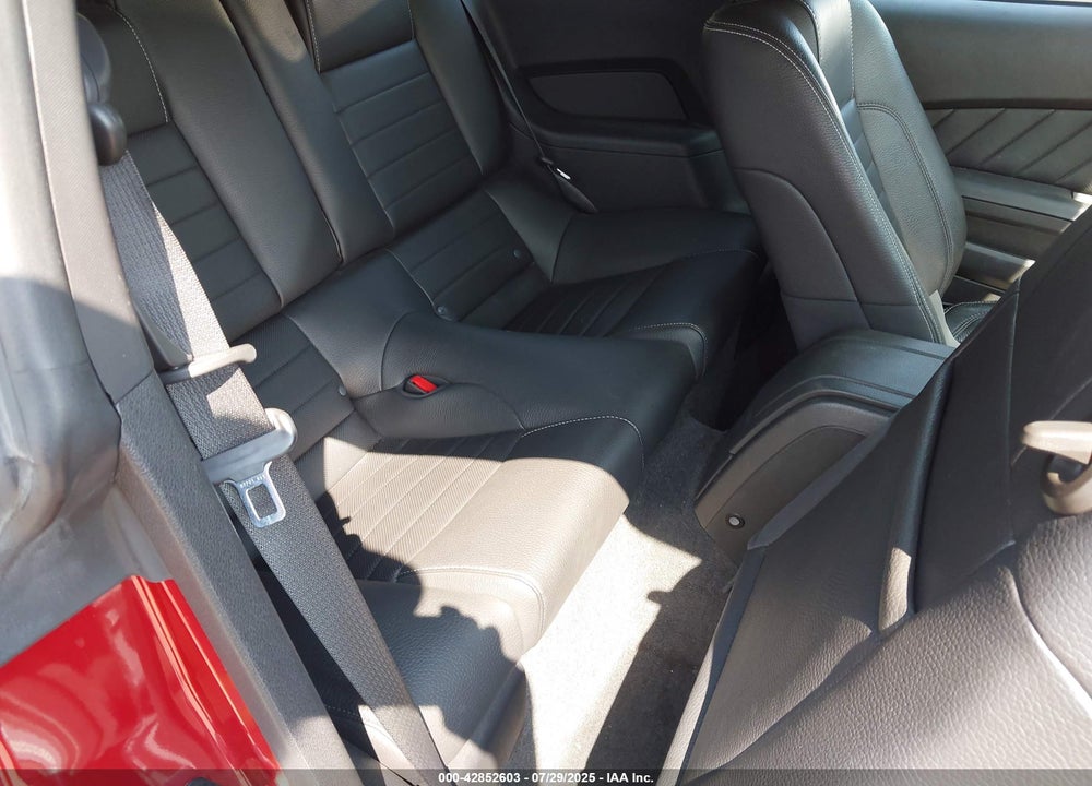 2011 FORD MUSTANG VIN: 1ZVBP8CF6B5134226
