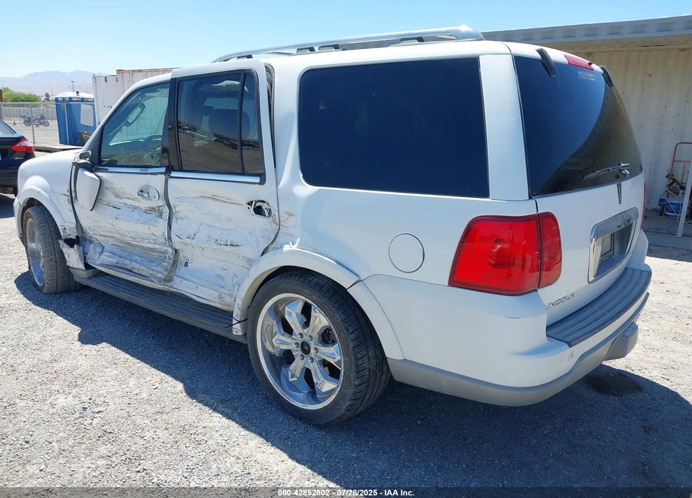 2004 LINCOLN NAVIGATOR VIN: 5LMFU27R24LJ34505