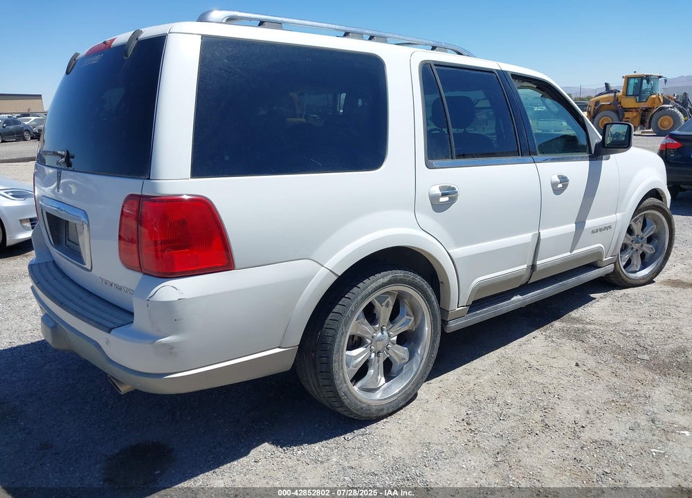 2004 LINCOLN NAVIGATOR VIN: 5LMFU27R24LJ34505