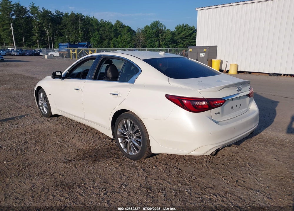 2018 INFINITI Q50 3.0T LUXE VIN: JN1EV7AR0JM445557