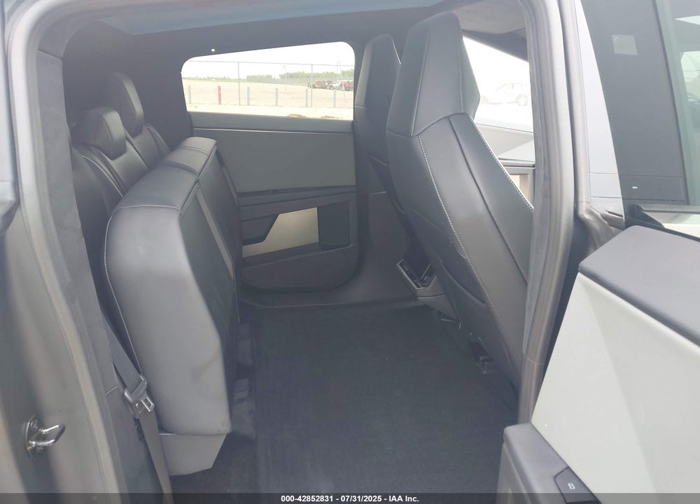 2024 TESLA CYBERTRUCK VIN: 7G2CEHED1RA024132