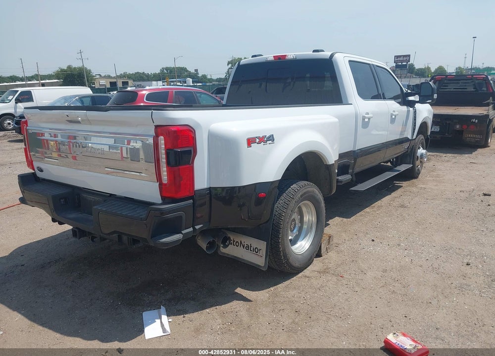 2024 FORD F-350 KING RANCH VIN: 1FT8W3DT5REE67504