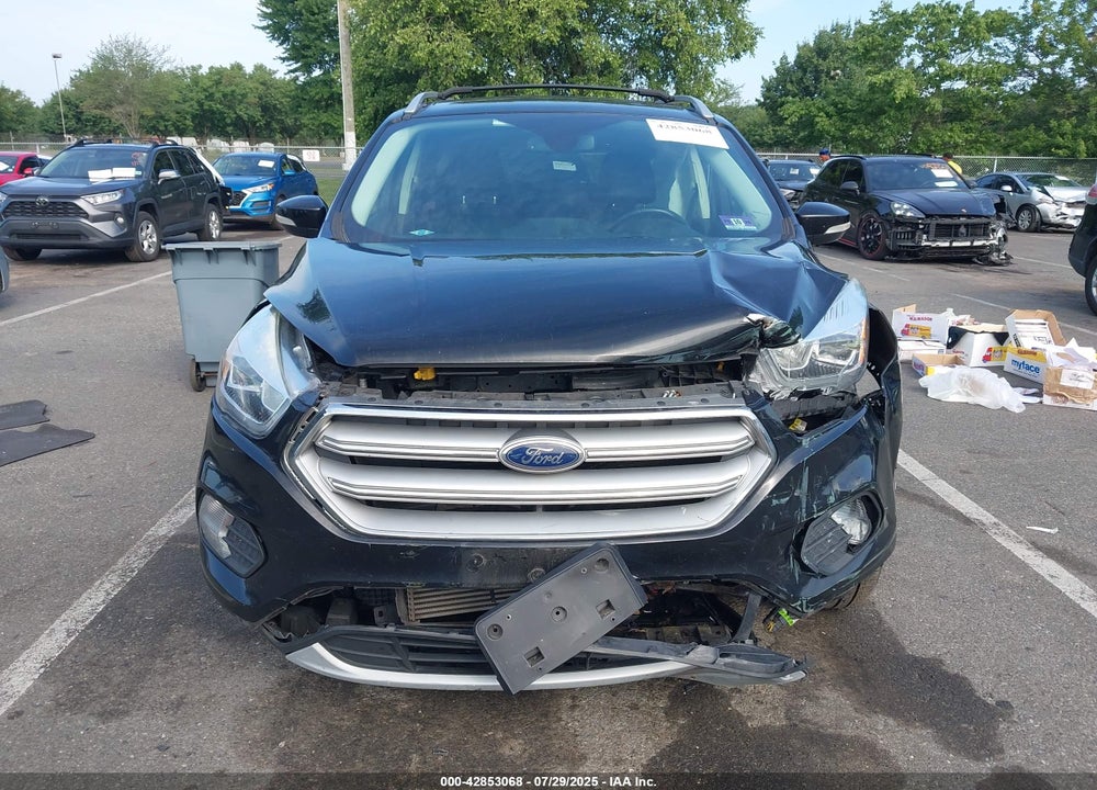 2017 FORD ESCAPE VIN: 1FMCU9J92HUE28445