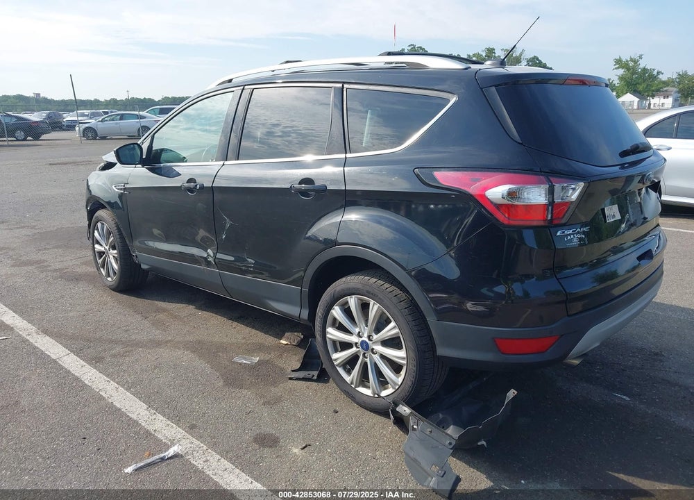 2017 FORD ESCAPE VIN: 1FMCU9J92HUE28445
