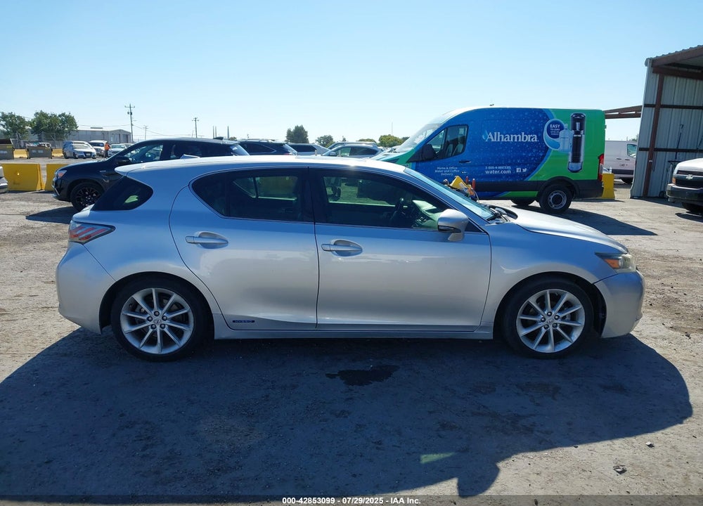 2013 LEXUS CT 200H VIN: JTHKD5BH2D2133218