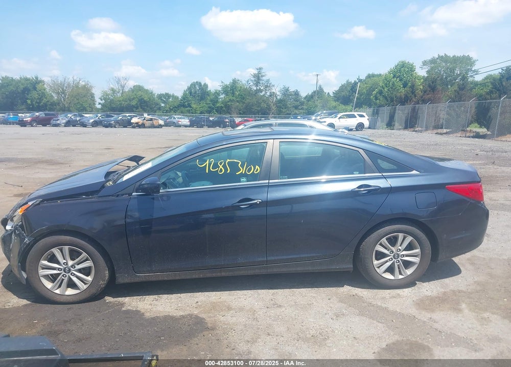 2011 HYUNDAI SONATA VIN: 5NPEB4ACXBH178522