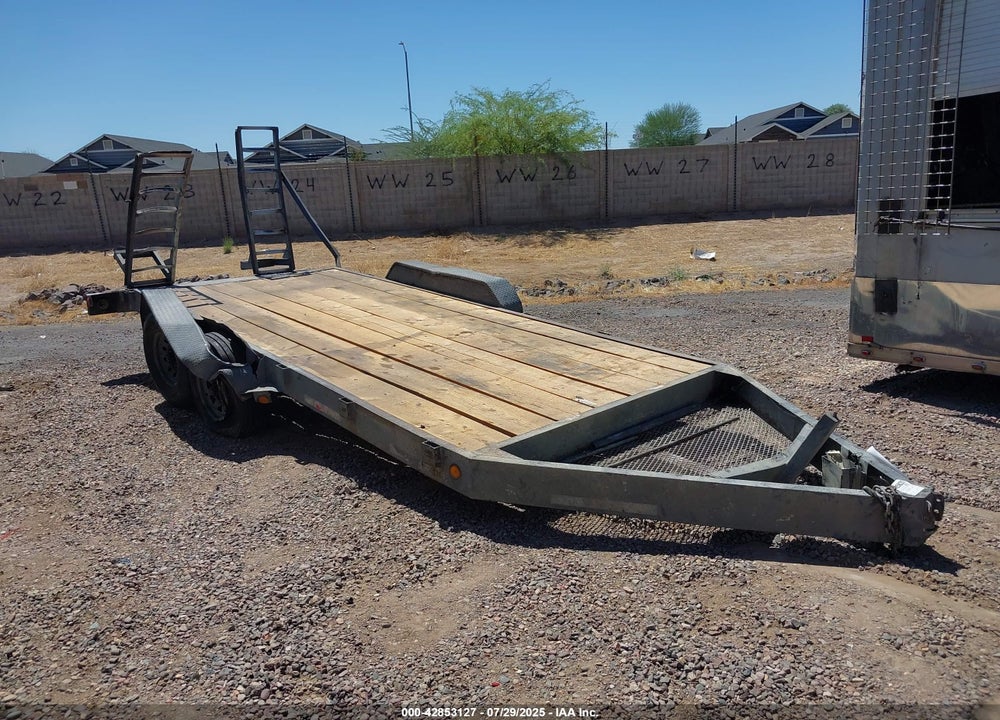2004 FLEMING FLAT BED VIN: 1F9FS182941025482