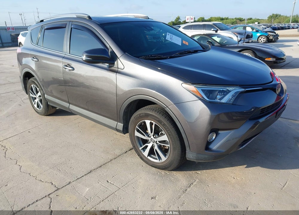 2017 TOYOTA RAV4 XLE VIN: 2T3WFREV5HW386018