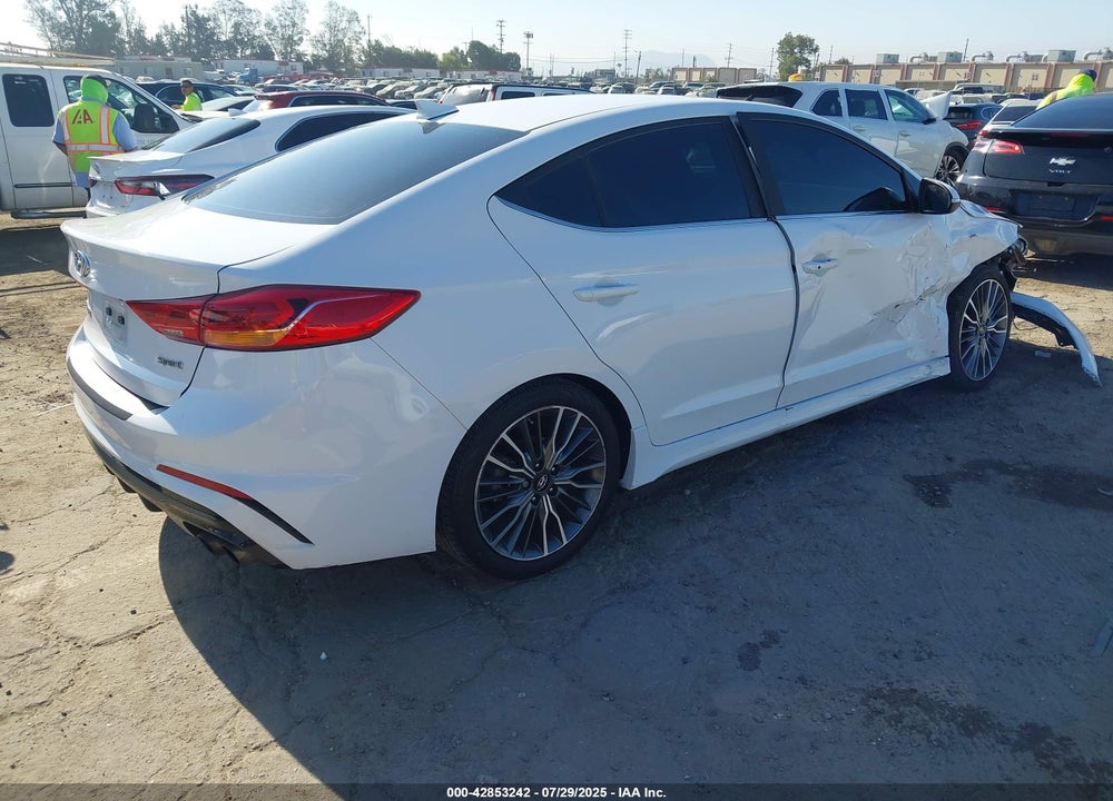 2018 HYUNDAI ELANTRA VIN: KMHD04LB8JU685618