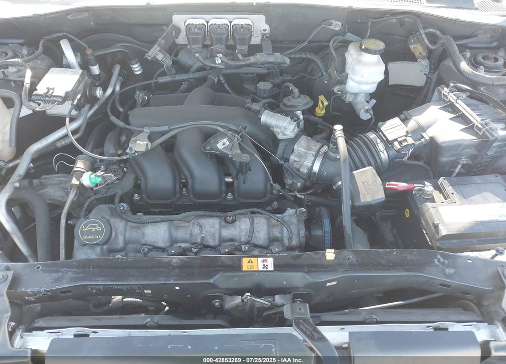 2005 FORD ESCAPE VIN: 1FMYU03175KD28535