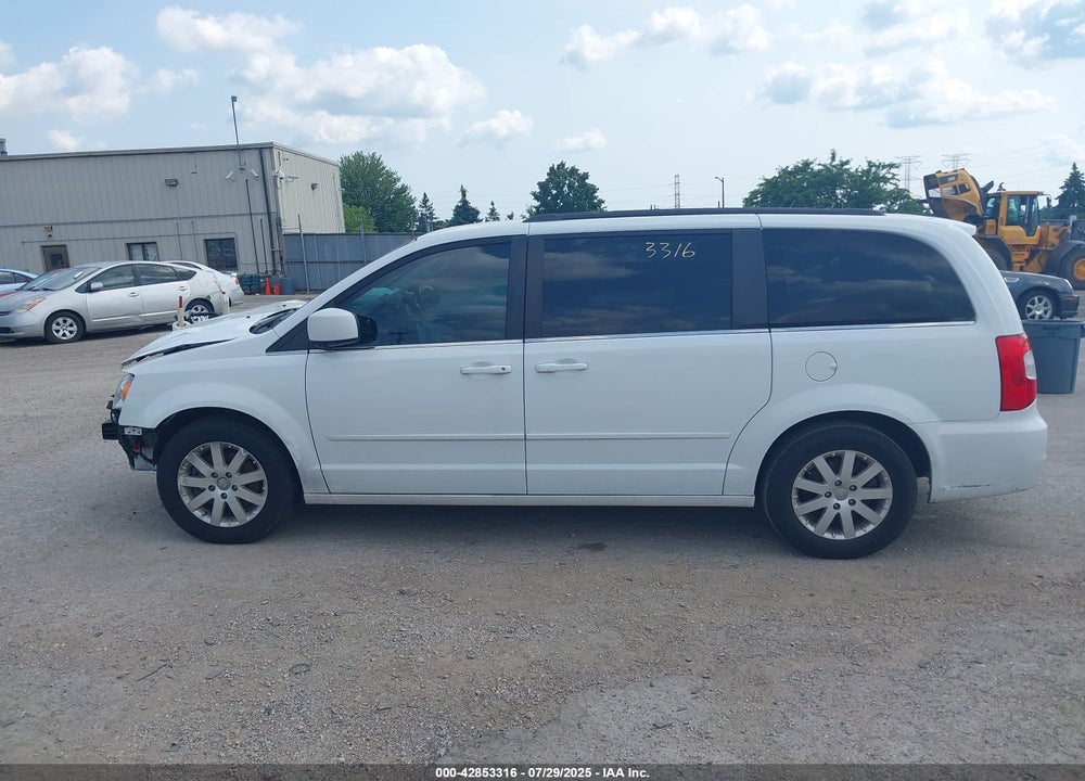 2016 CHRYSLER TOWN & COUNTRY LX VIN: 2C4RC1AG3GR260540