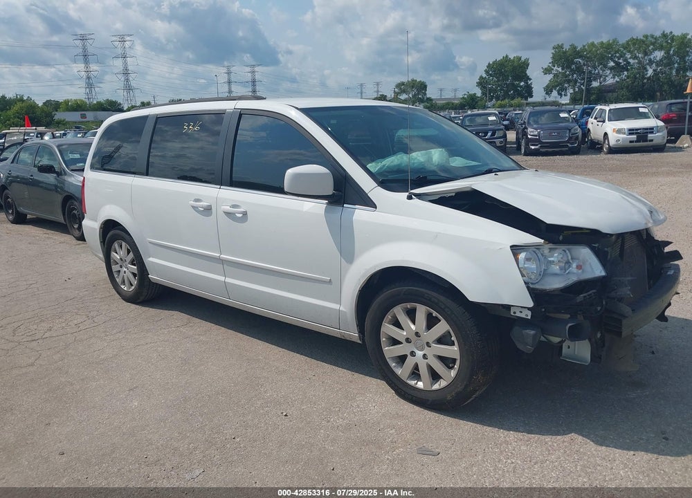 2016 CHRYSLER TOWN & COUNTRY LX VIN: 2C4RC1AG3GR260540