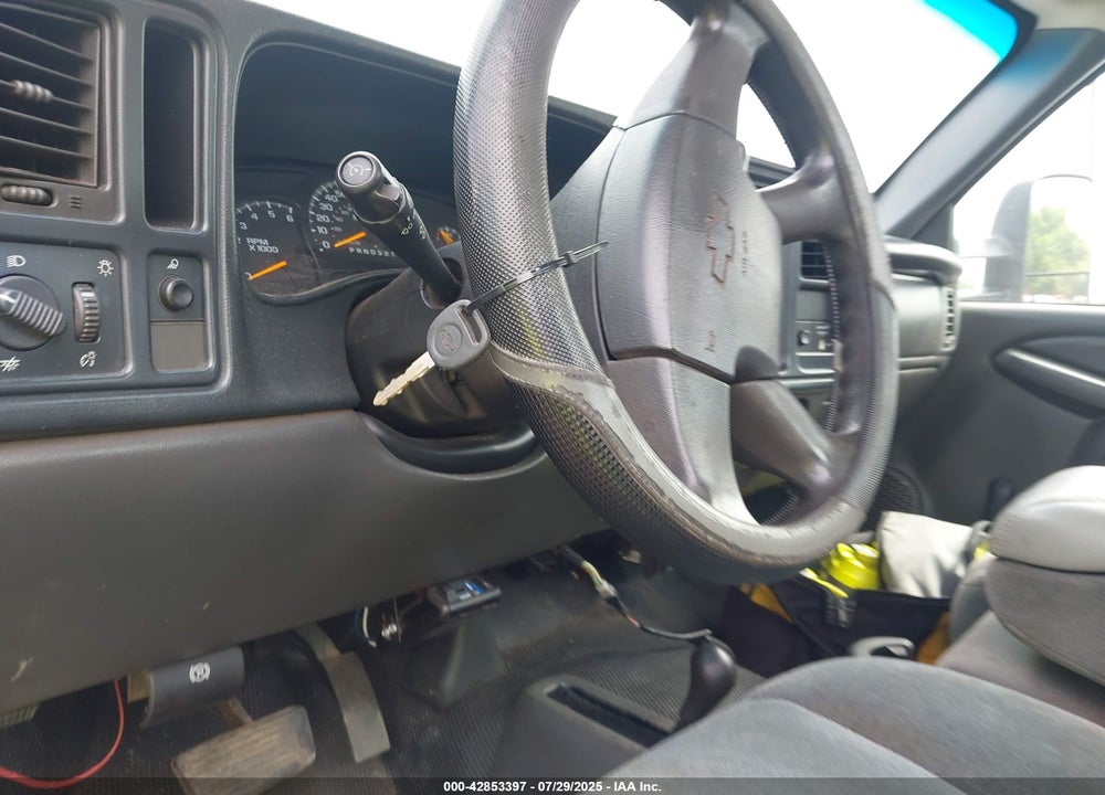 2006 CHEVROLET SILVERADO 2500HD WORK TRUCK VIN: 1GCHK24U26E187484