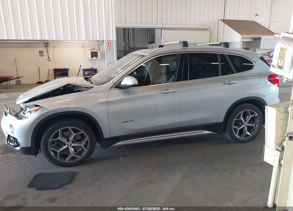 2018 BMW X1 VIN: WBXHT3C31J5K22409