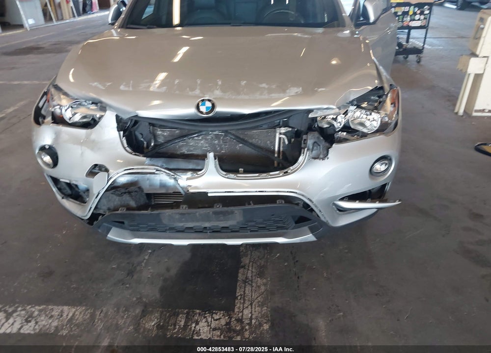 2018 BMW X1 VIN: WBXHT3C31J5K22409