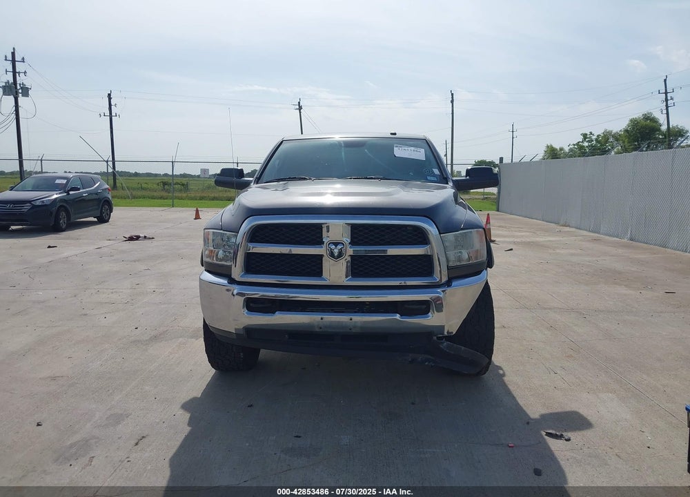 2014 RAM 2500 TRADESMAN VIN: 3C6UR5CL4EG165022
