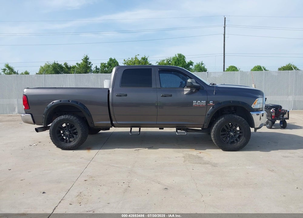 2014 RAM 2500 TRADESMAN VIN: 3C6UR5CL4EG165022