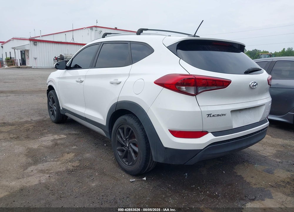 2017 HYUNDAI TUCSON VIN: KM8J3CA49HU268737