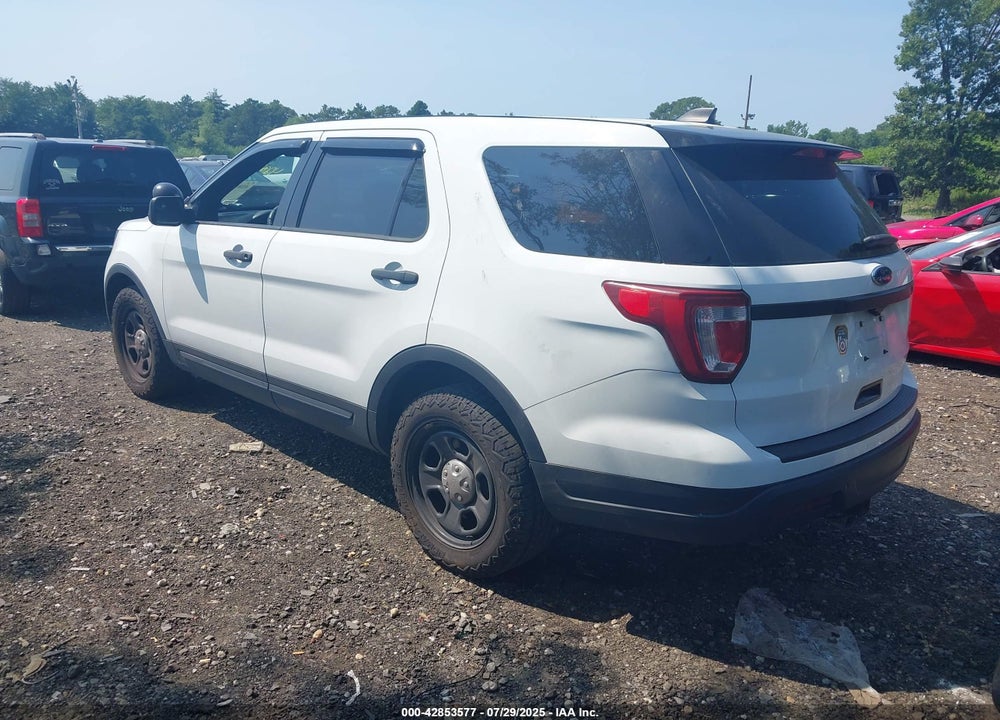 2018 FORD POLICE INTERCEPTOR UTILITY VIN: 1FM5K8AR2JGC17677