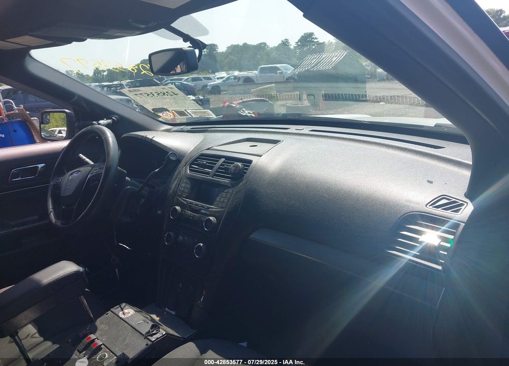 2018 FORD POLICE INTERCEPTOR UTILITY VIN: 1FM5K8AR2JGC17677