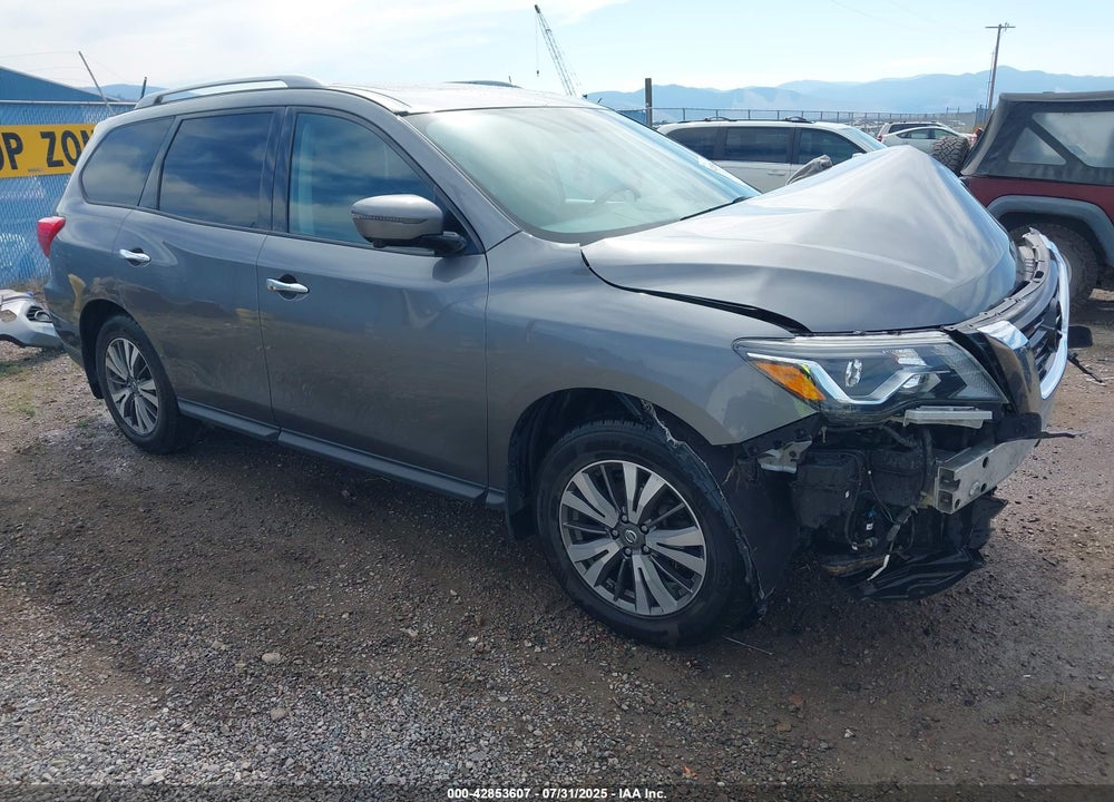 2017 NISSAN PATHFINDER SL VIN: 5N1DR2MM5HC642946