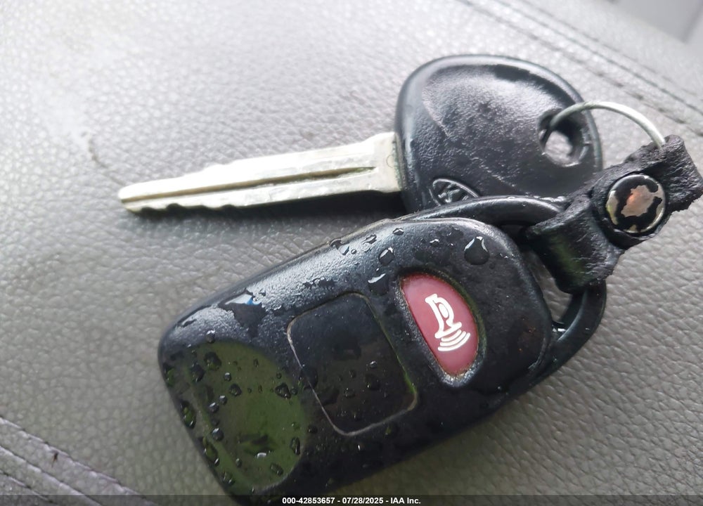 2011 KIA SPORTAGE VIN: KNDPC3A26B7013661