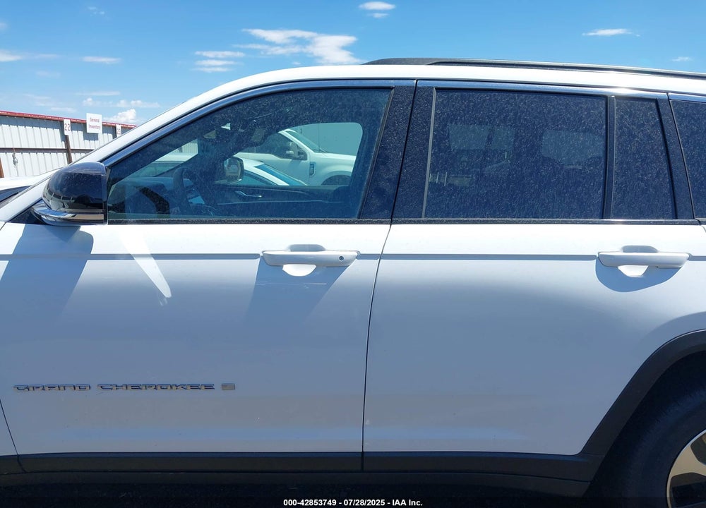 2024 JEEP GRAND CHEROKEE 4XE VIN: 1C4RJYB6XRC135521