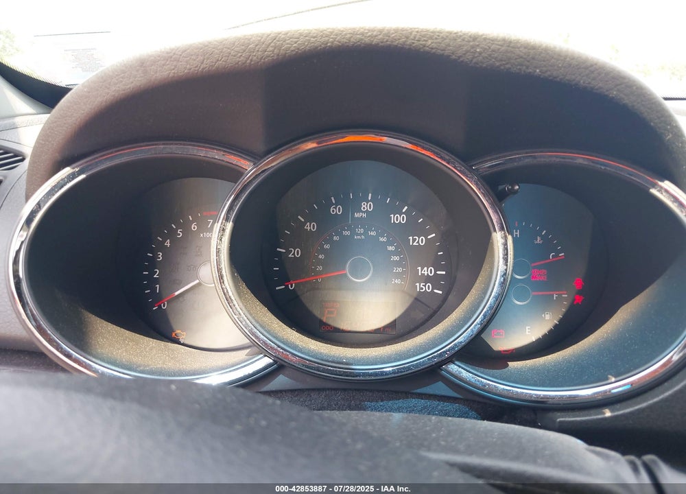 2011 KIA SORENTO VIN: 5XYKTDA28BG129320