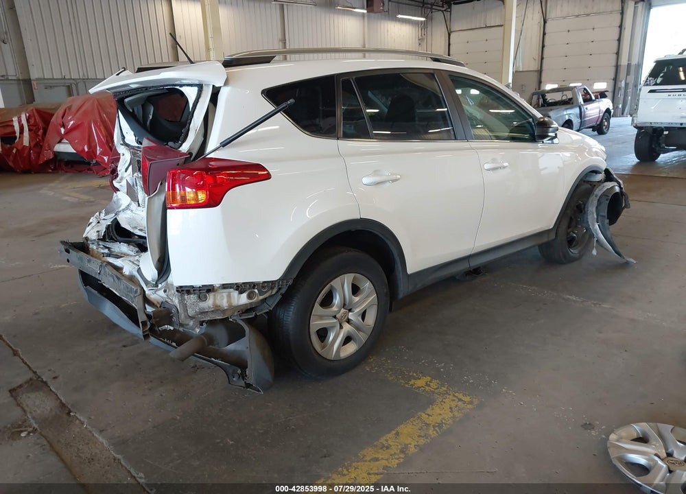 2015 TOYOTA RAV4 LE VIN: 2T3BFREV7FW267737