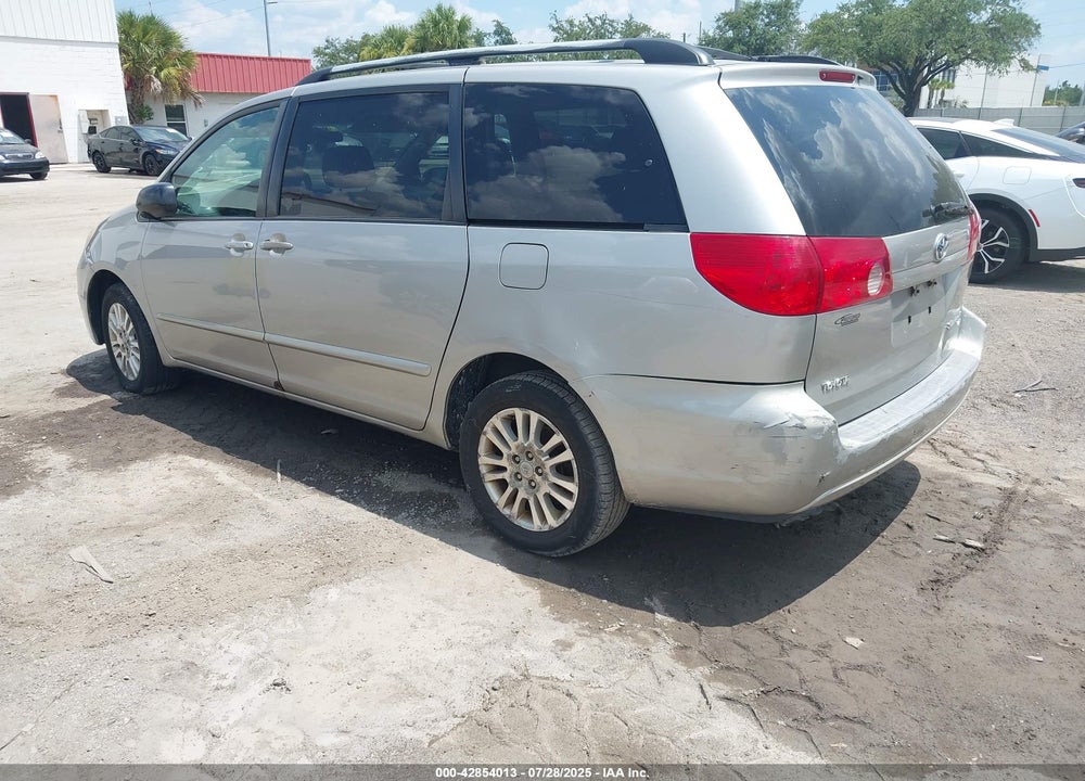 2008 TOYOTA SIENNA LE VIN: 5TDBK23C18S012977