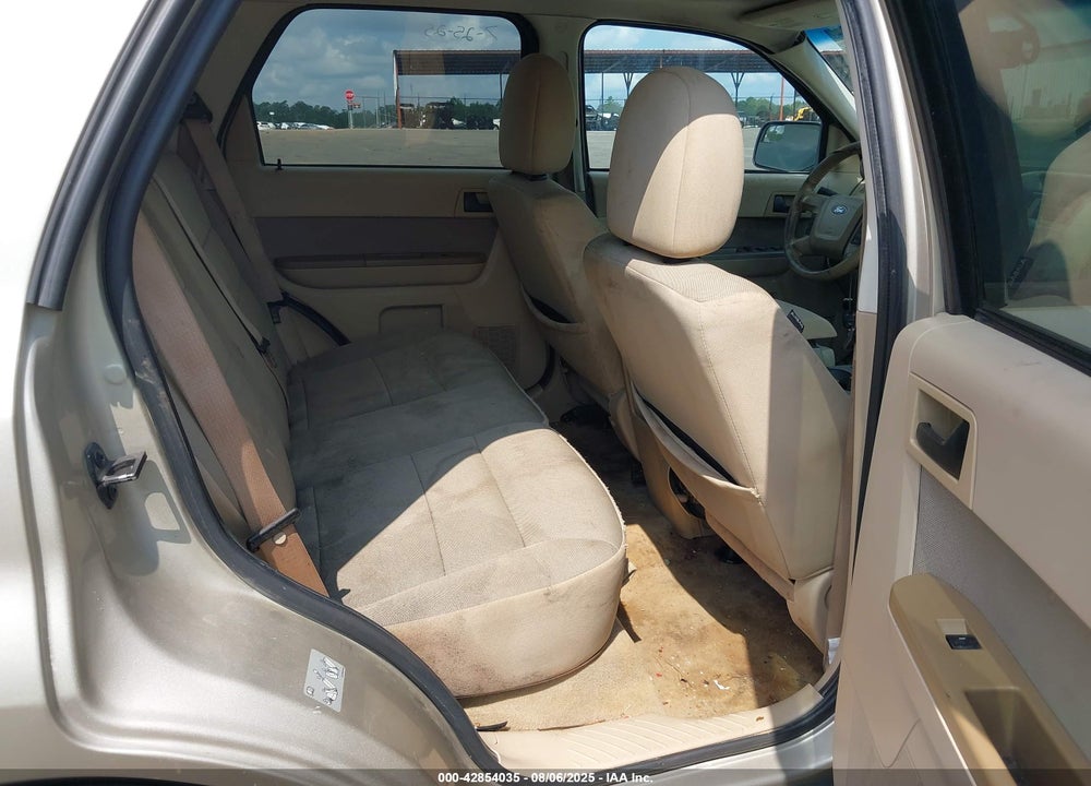 2010 FORD ESCAPE VIN: 1FMCU0DG4AKD09609