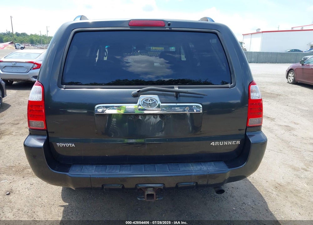 2007 TOYOTA 4RUNNER VIN: JTEBU14R470107229