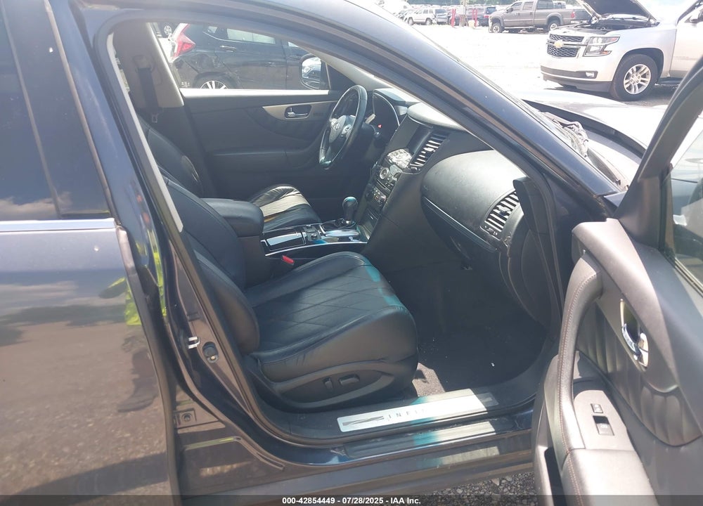 2011 INFINITI FX35 VIN: JN8AS1MW6BM732121