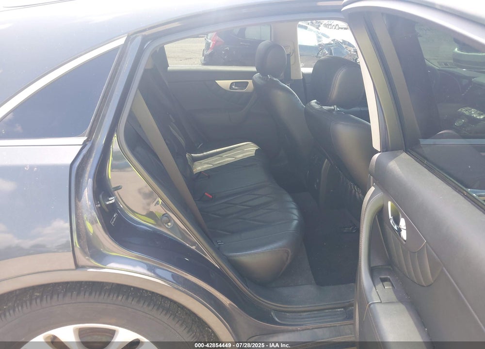 2011 INFINITI FX35 VIN: JN8AS1MW6BM732121