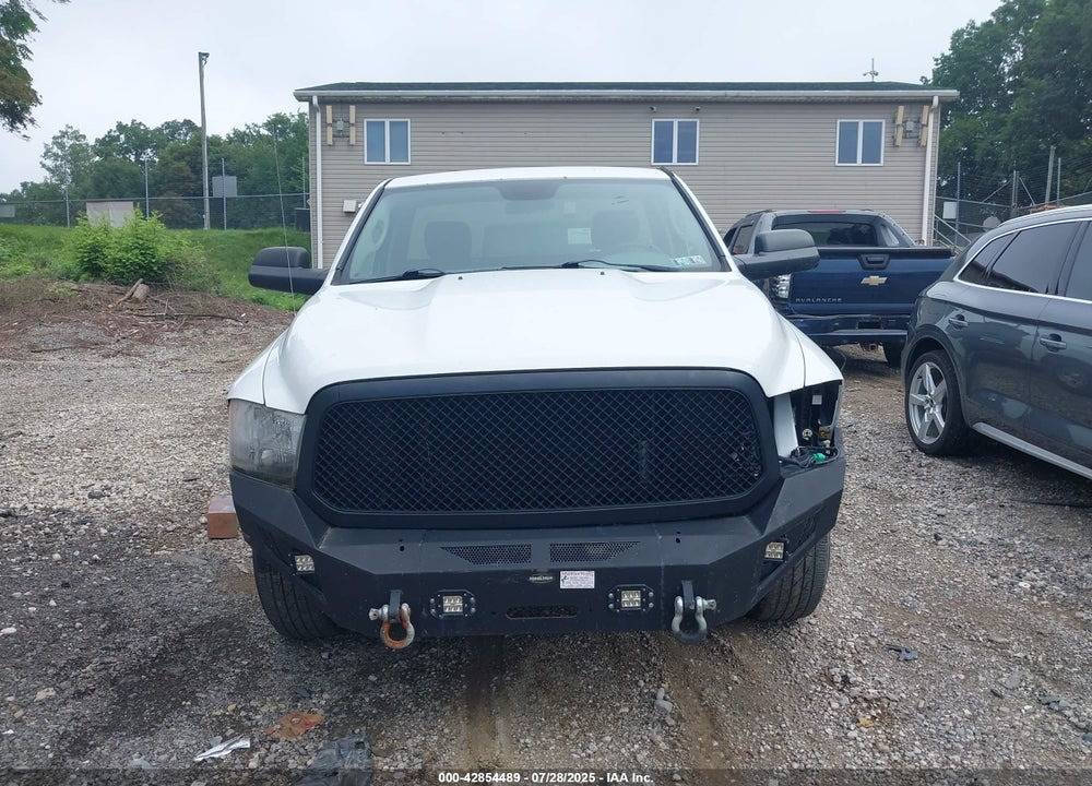 2013 RAM 1500 VIN: 3C6JR7DT4DG546963