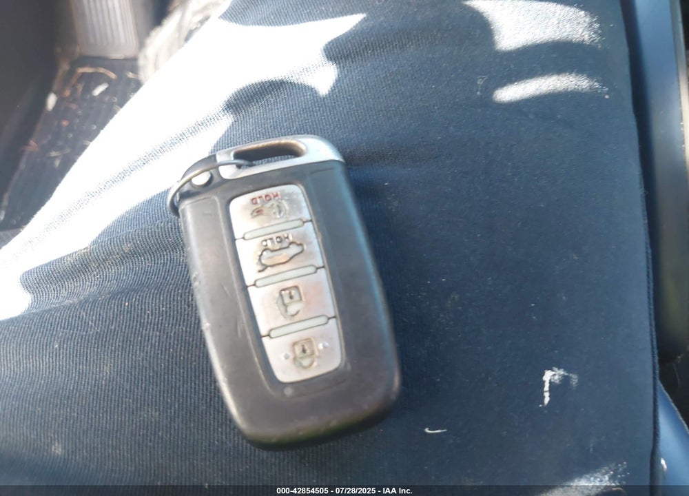 2013 HYUNDAI VELOSTER VIN: KMHTC6AE5DU112756