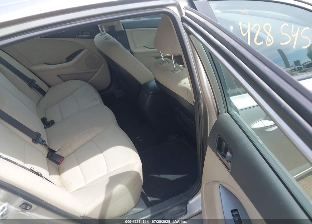 2013 KIA OPTIMA VIN: KNAGM4A75D5439366