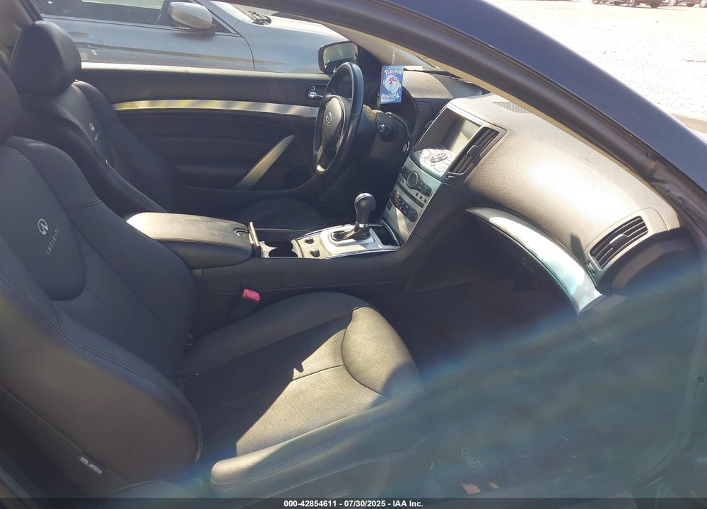 2014 INFINITI Q60 VIN: JN1CV6EK4EM113108