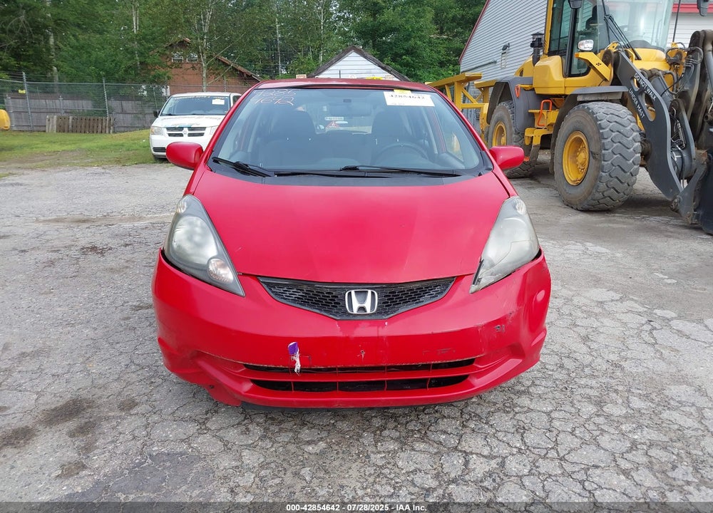2012 HONDA FIT VIN: JHMGE8G35CC001628