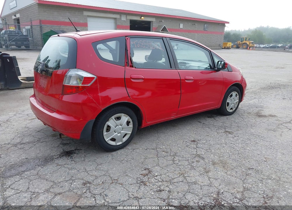 2012 HONDA FIT VIN: JHMGE8G35CC001628