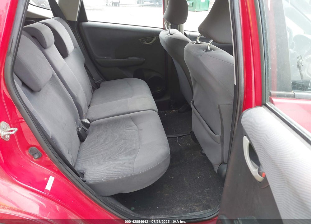 2012 HONDA FIT VIN: JHMGE8G35CC001628
