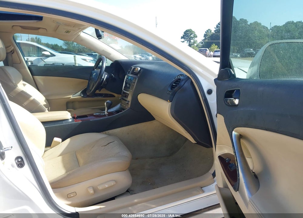 2007 LEXUS IS 250 VIN: JTHBK262572043236