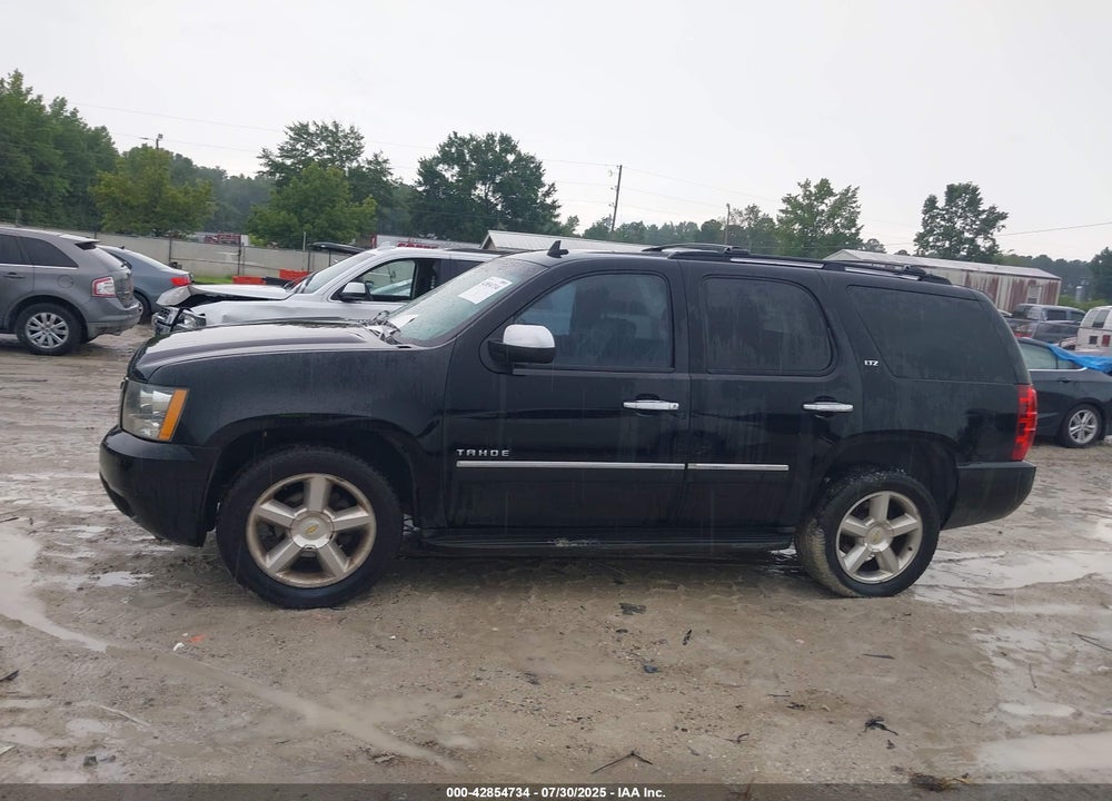 2011 CHEVROLET TAHOE VIN: 1GNSCCE00BR206838
