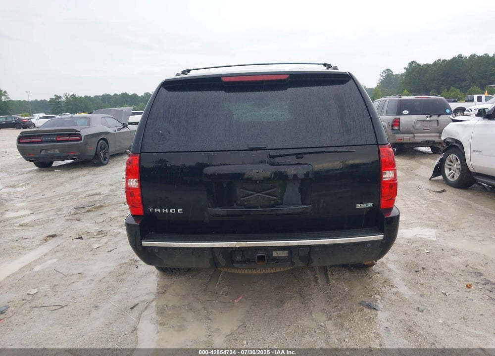2011 CHEVROLET TAHOE VIN: 1GNSCCE00BR206838