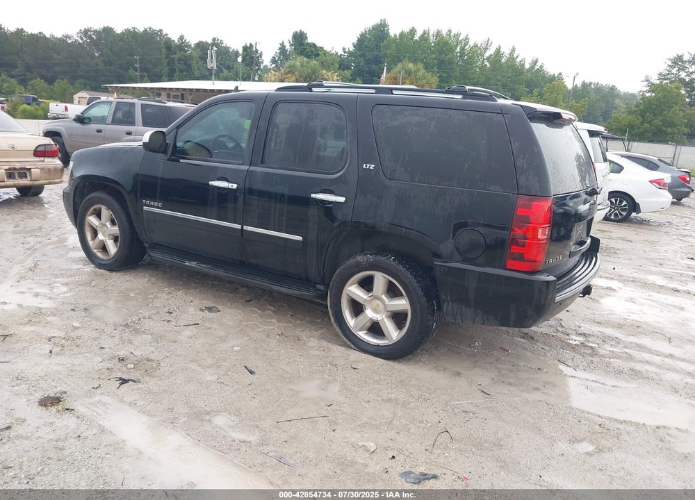 2011 CHEVROLET TAHOE VIN: 1GNSCCE00BR206838