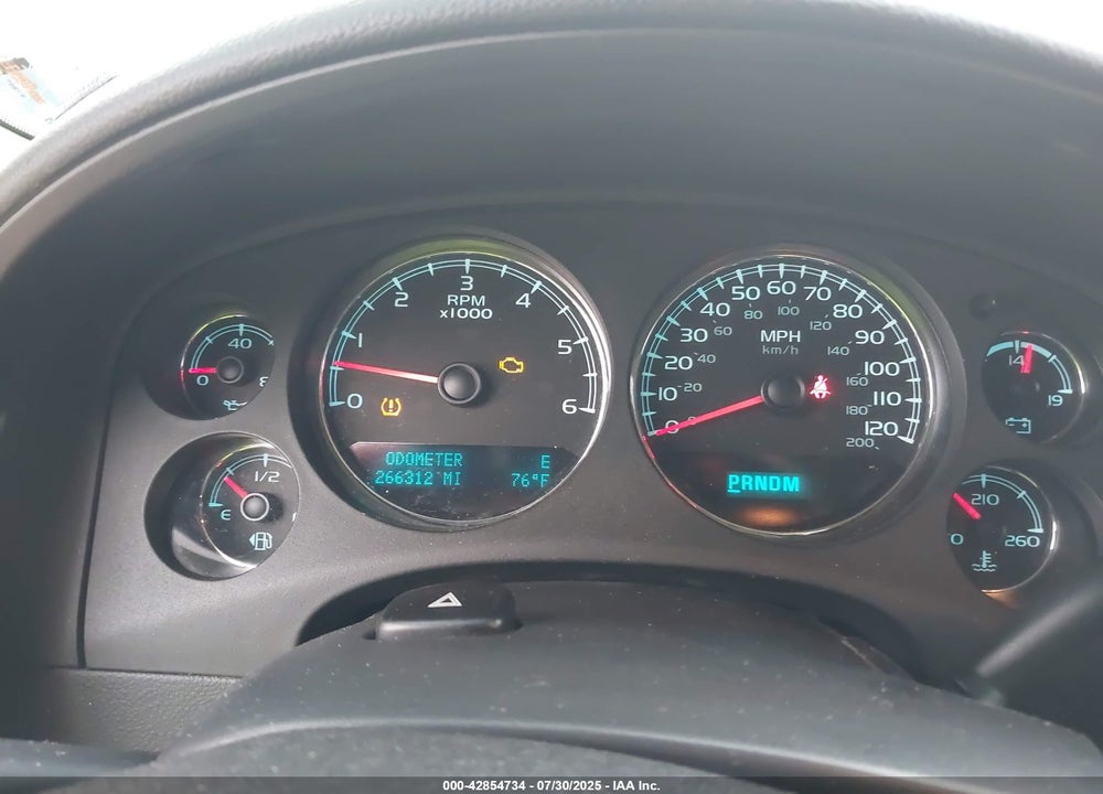 2011 CHEVROLET TAHOE VIN: 1GNSCCE00BR206838