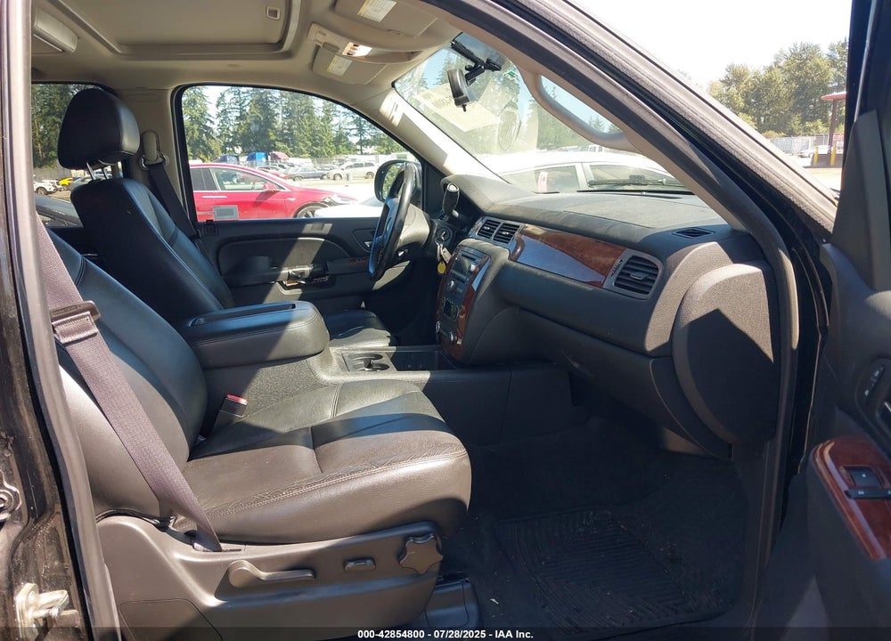 2013 CHEVROLET TAHOE VIN: 1GNSKBE04DR319031