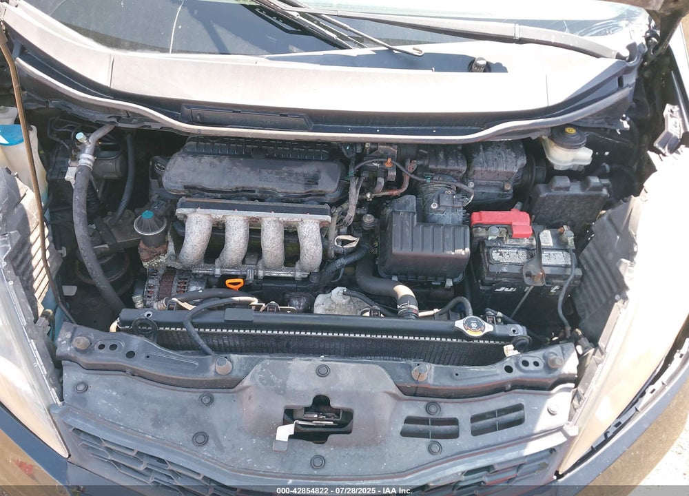 2013 HONDA FIT VIN: JHMGE8H54DC037845